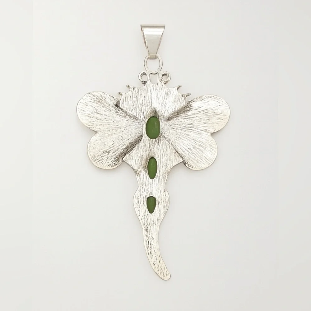 Green Gemstone Dragonfly Pendant - Picture 2 of 2